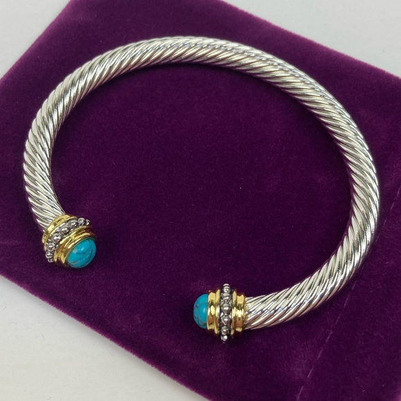 Jewelry - Stunning Cable Cuff Bracelet NWT